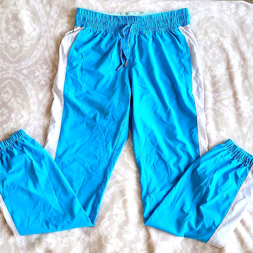 Lululemon Awesome Stretchy Pants!